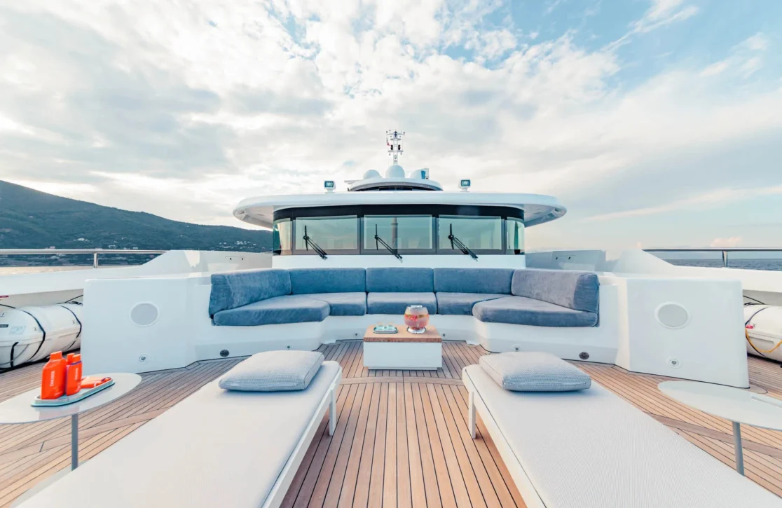 An image of Pearl yacht