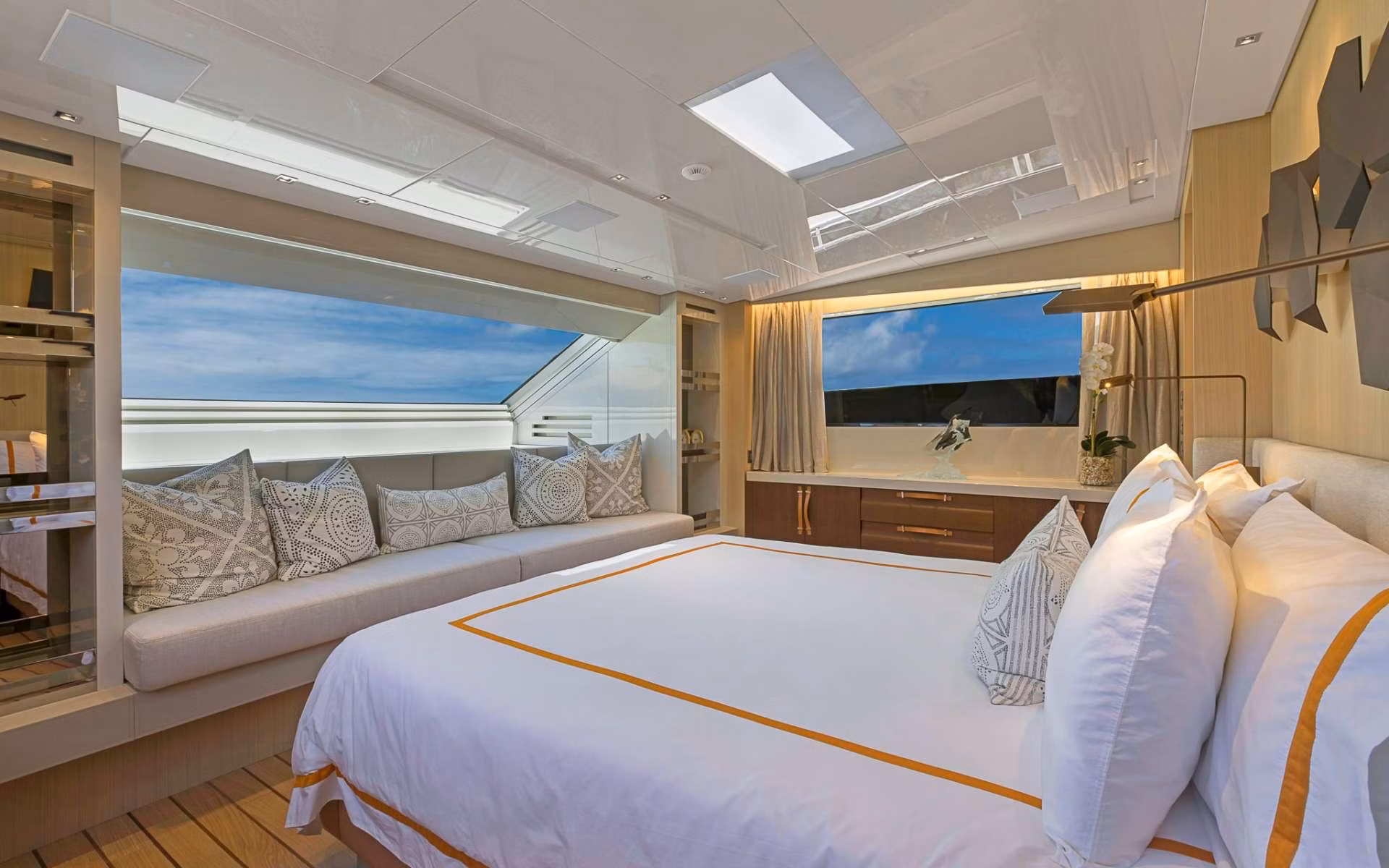 An image of Notorious yacht