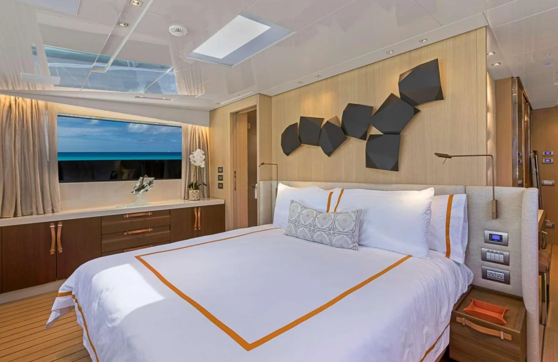 An image of Notorious yacht