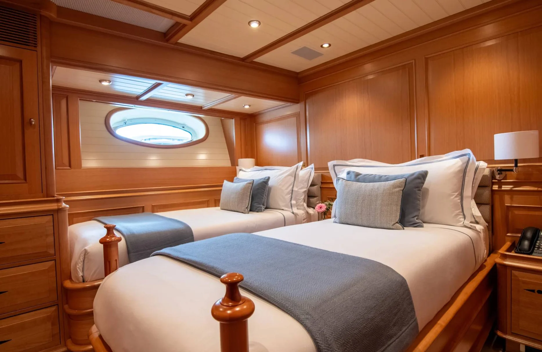 A preview of interior Bedroom cabin
