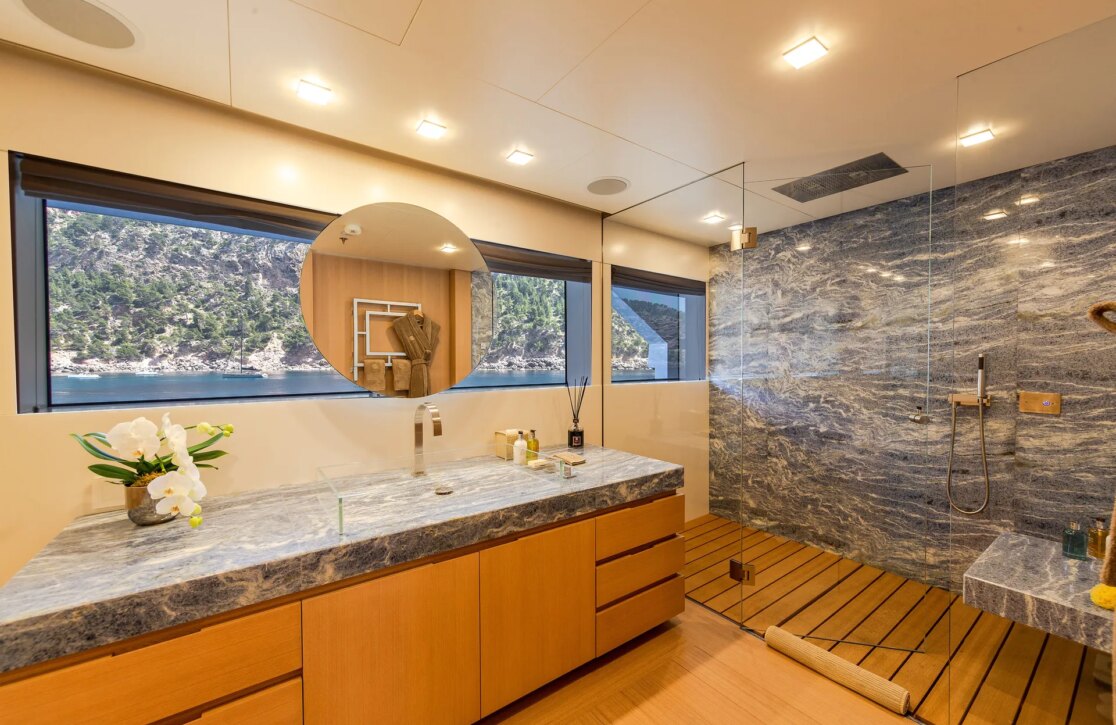 An image of Stella Maris yacht