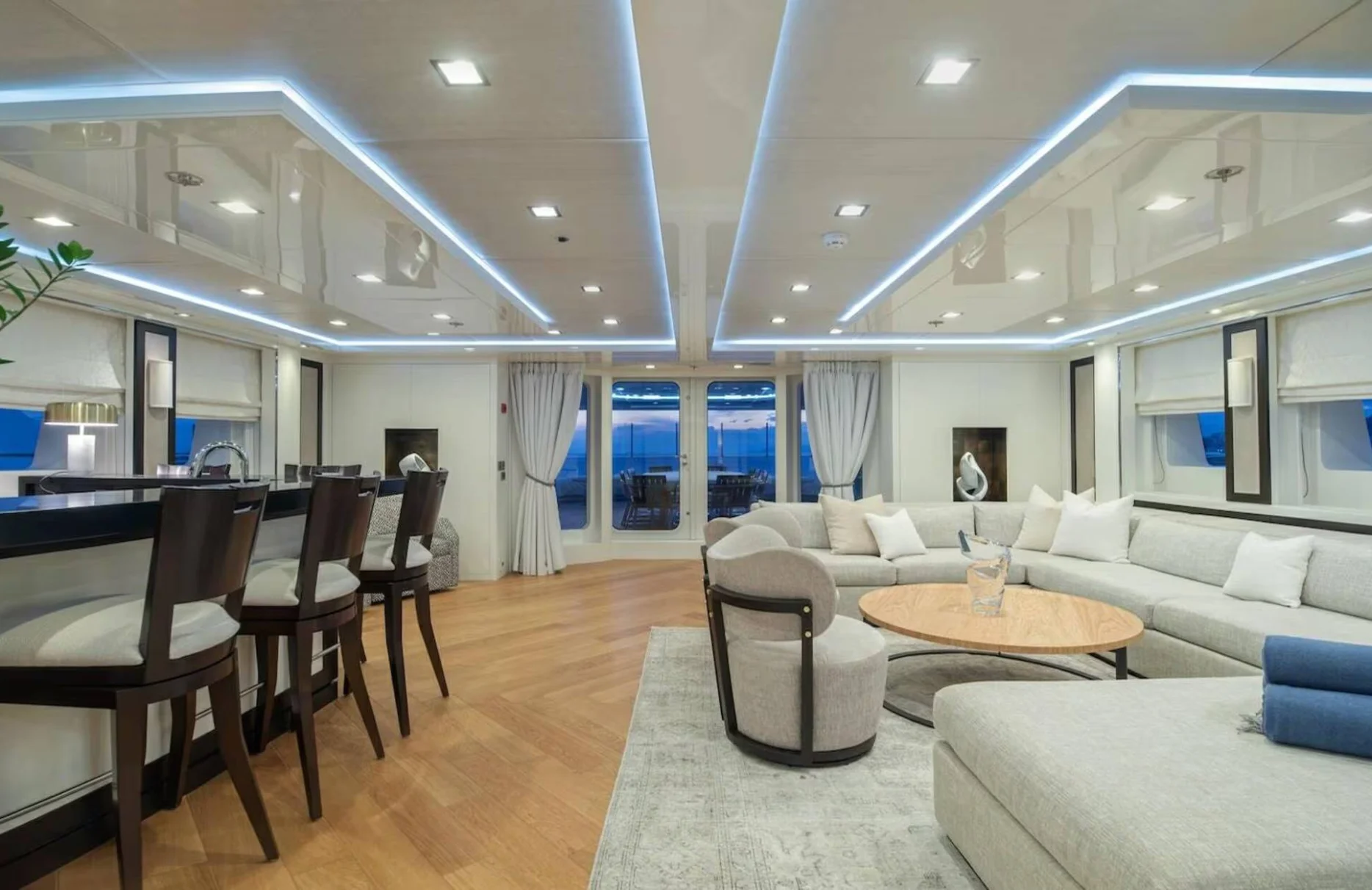 A preview of interior Bar or dance club