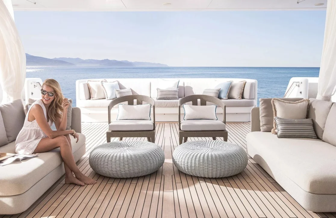 An image of Turquoise yacht