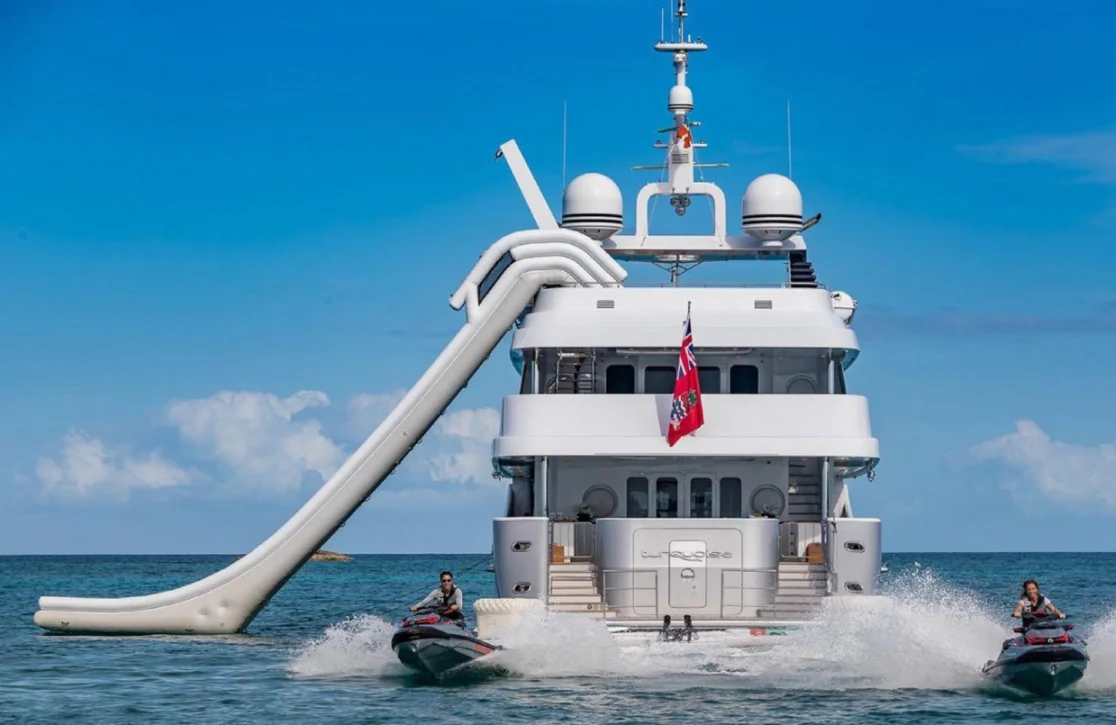 An image of Turquoise yacht