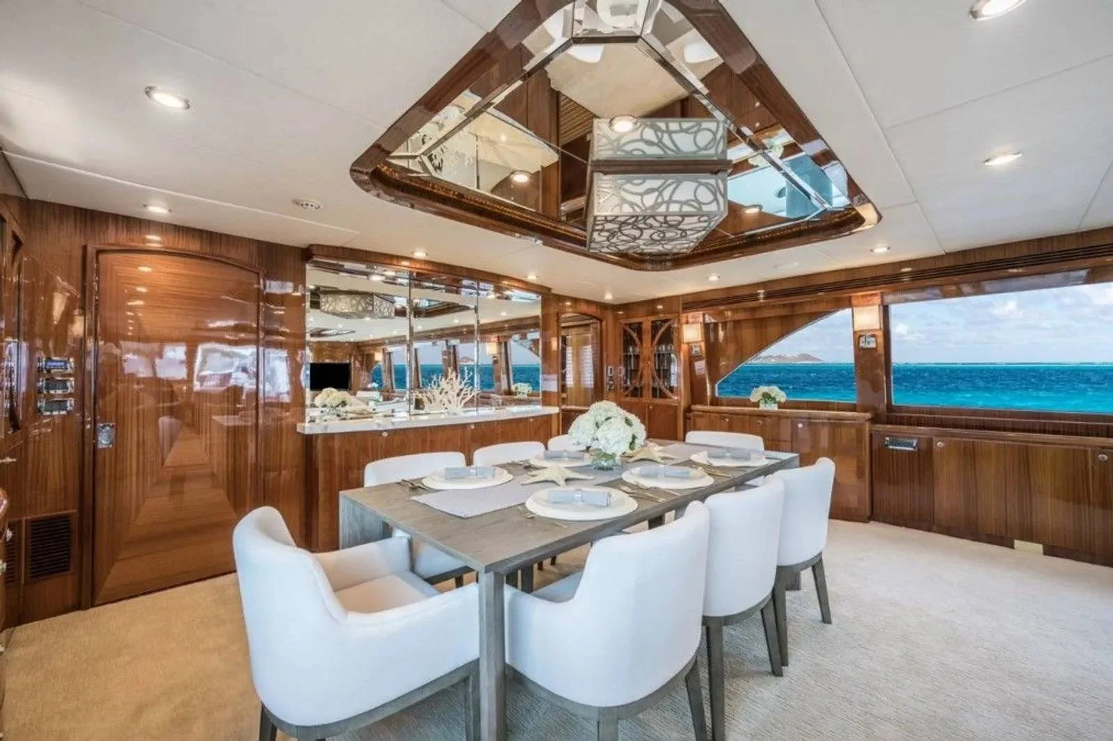 A preview of interior Dining