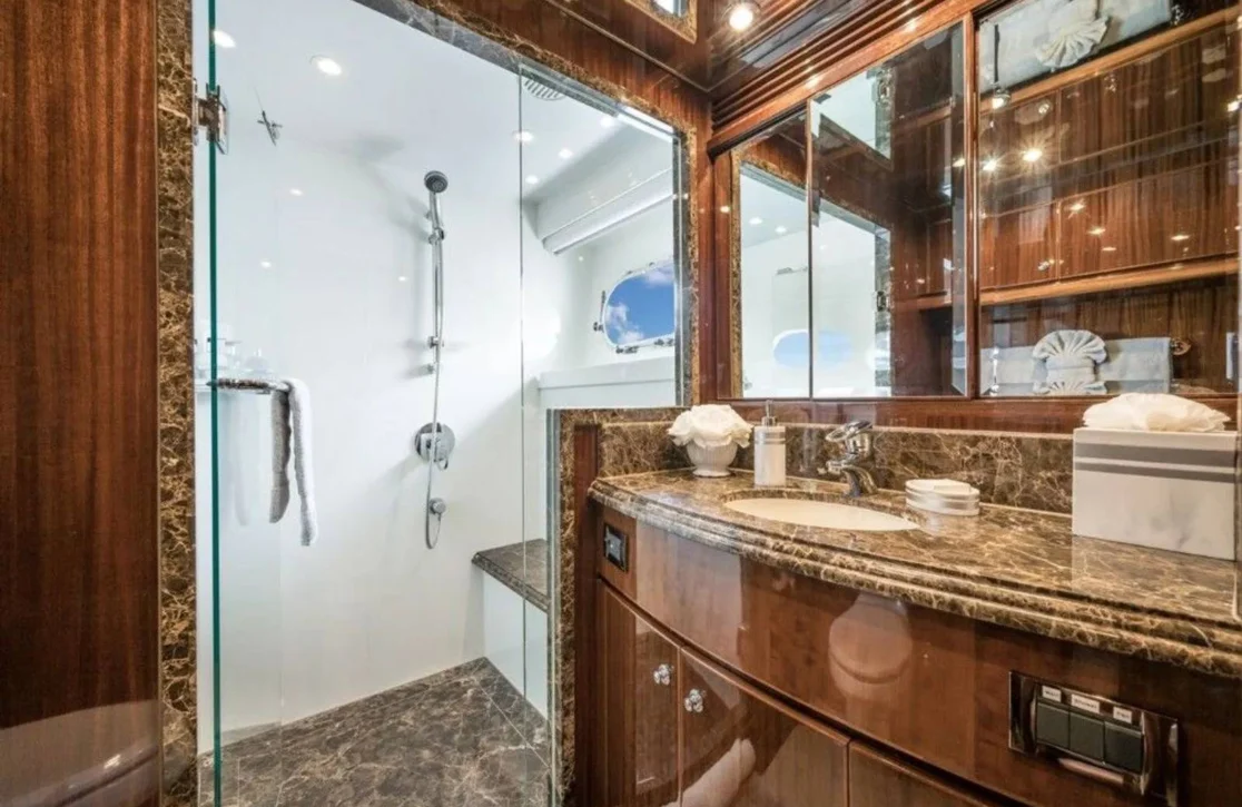 An image of Limitless yacht