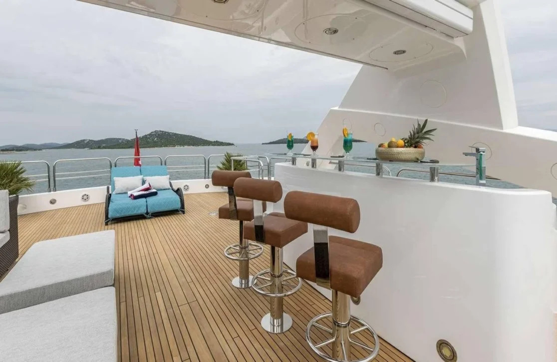 An image of Andromeda yacht