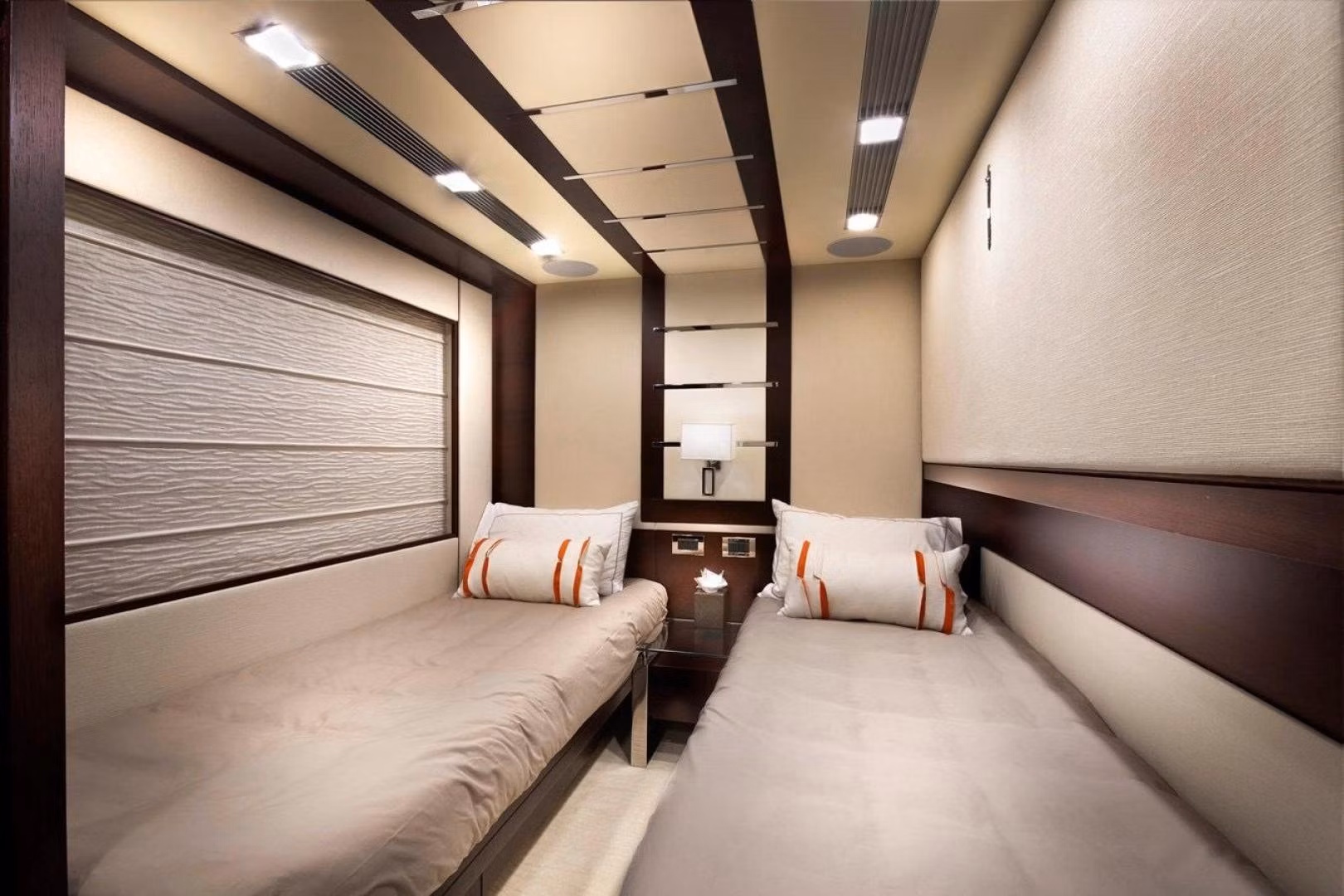 An image of Insieme yacht