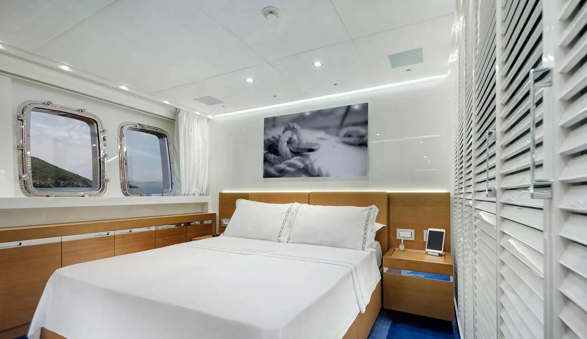 A preview of interior Bedroom cabin