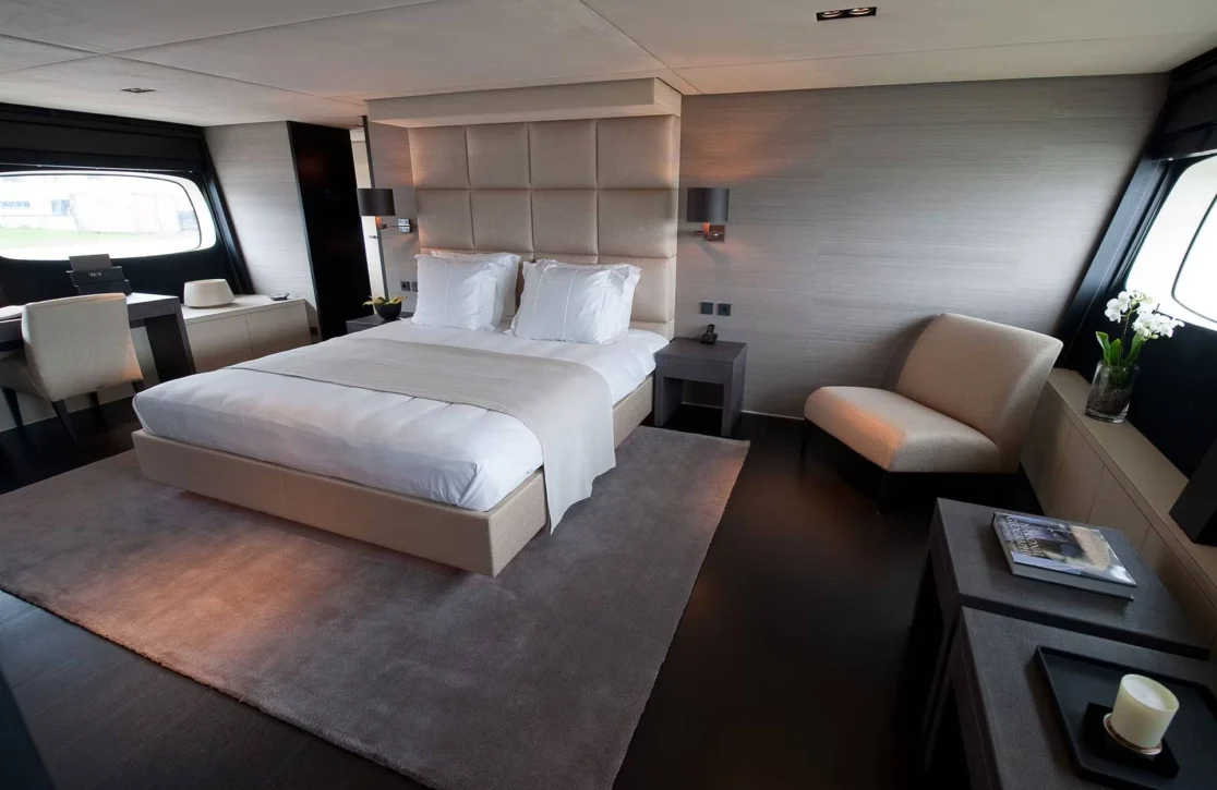 An image of Latitude yacht