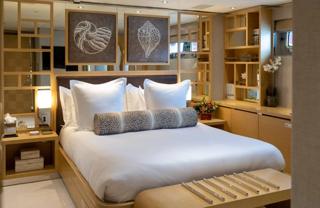 An image of Avalon yacht
