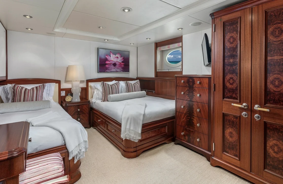 An image of Avalon yacht