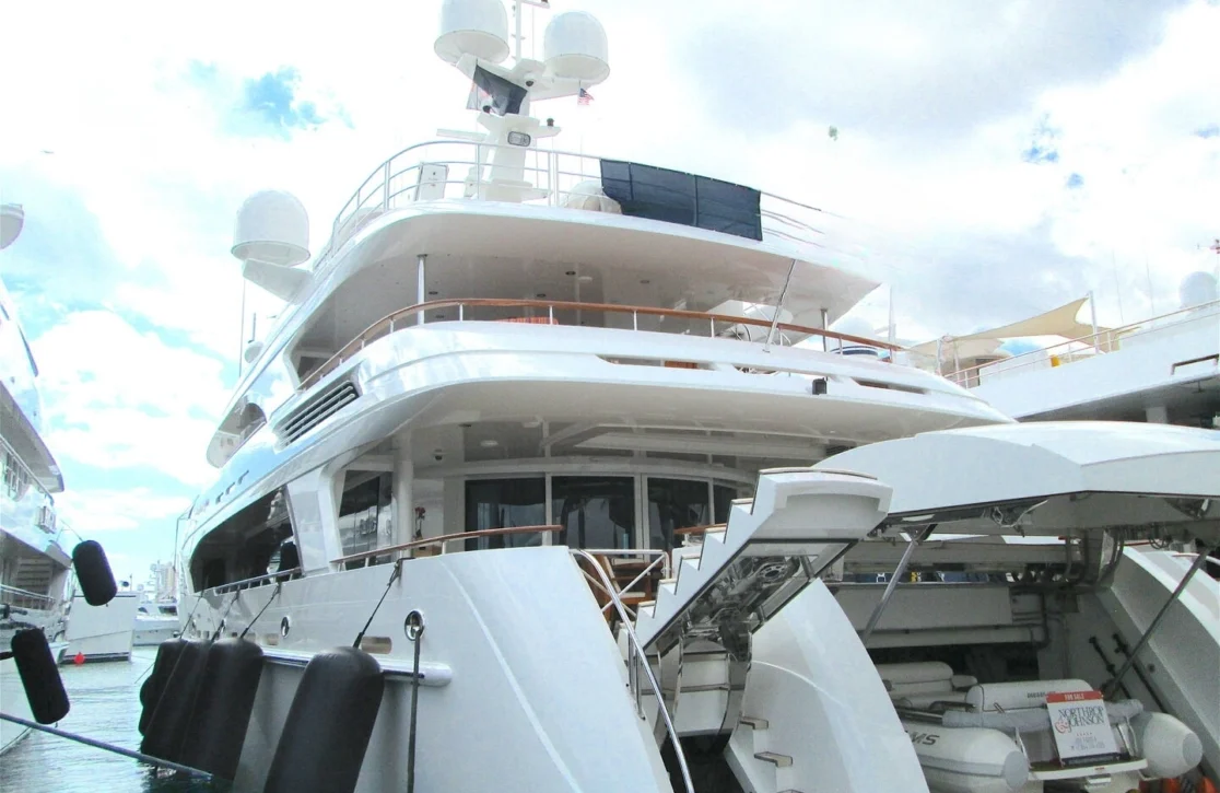 An image of Avalon yacht