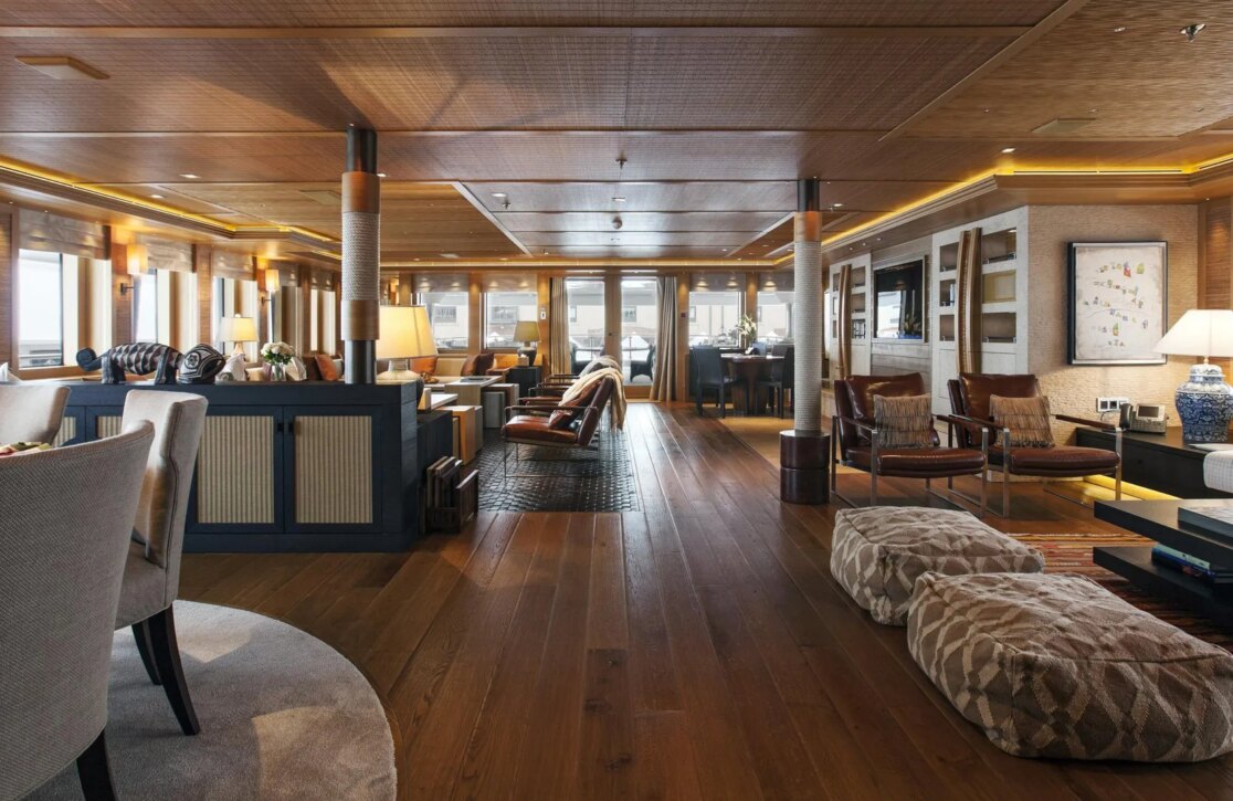 An image of Naia yacht