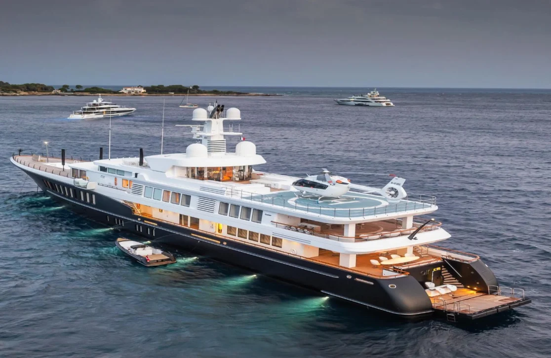 An image of Air yacht