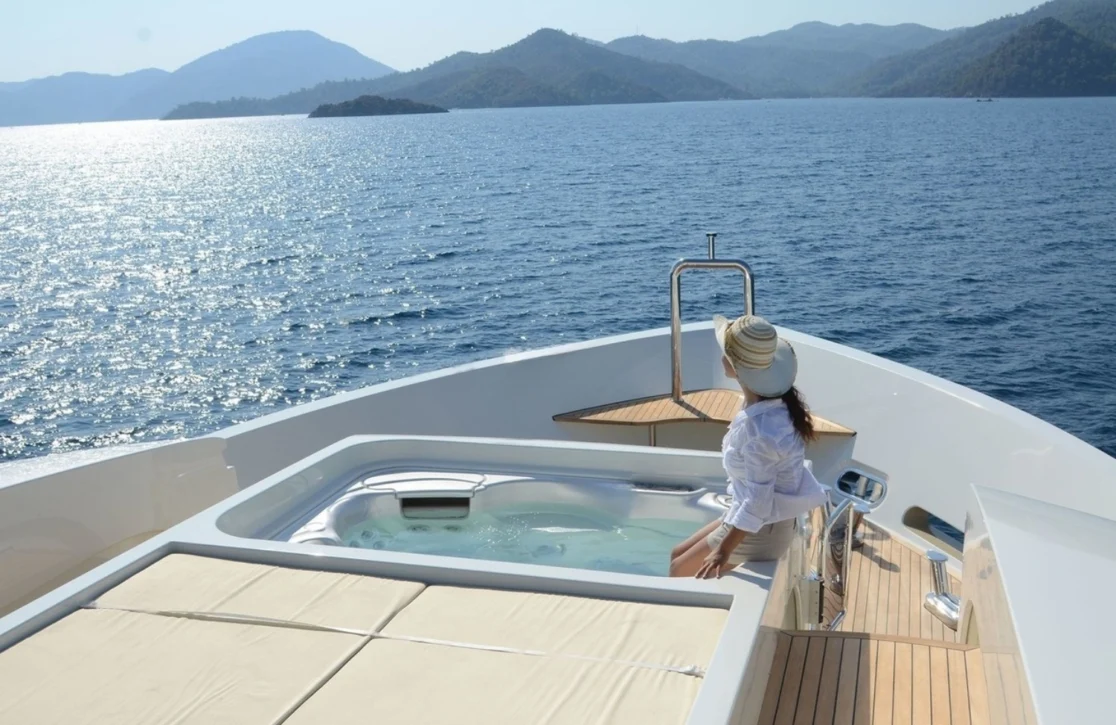 An image of Steel yacht