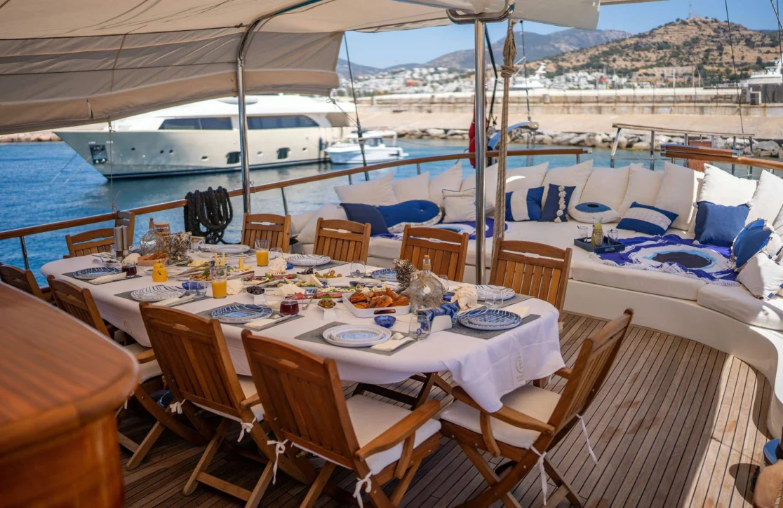 An image of Babylon yacht