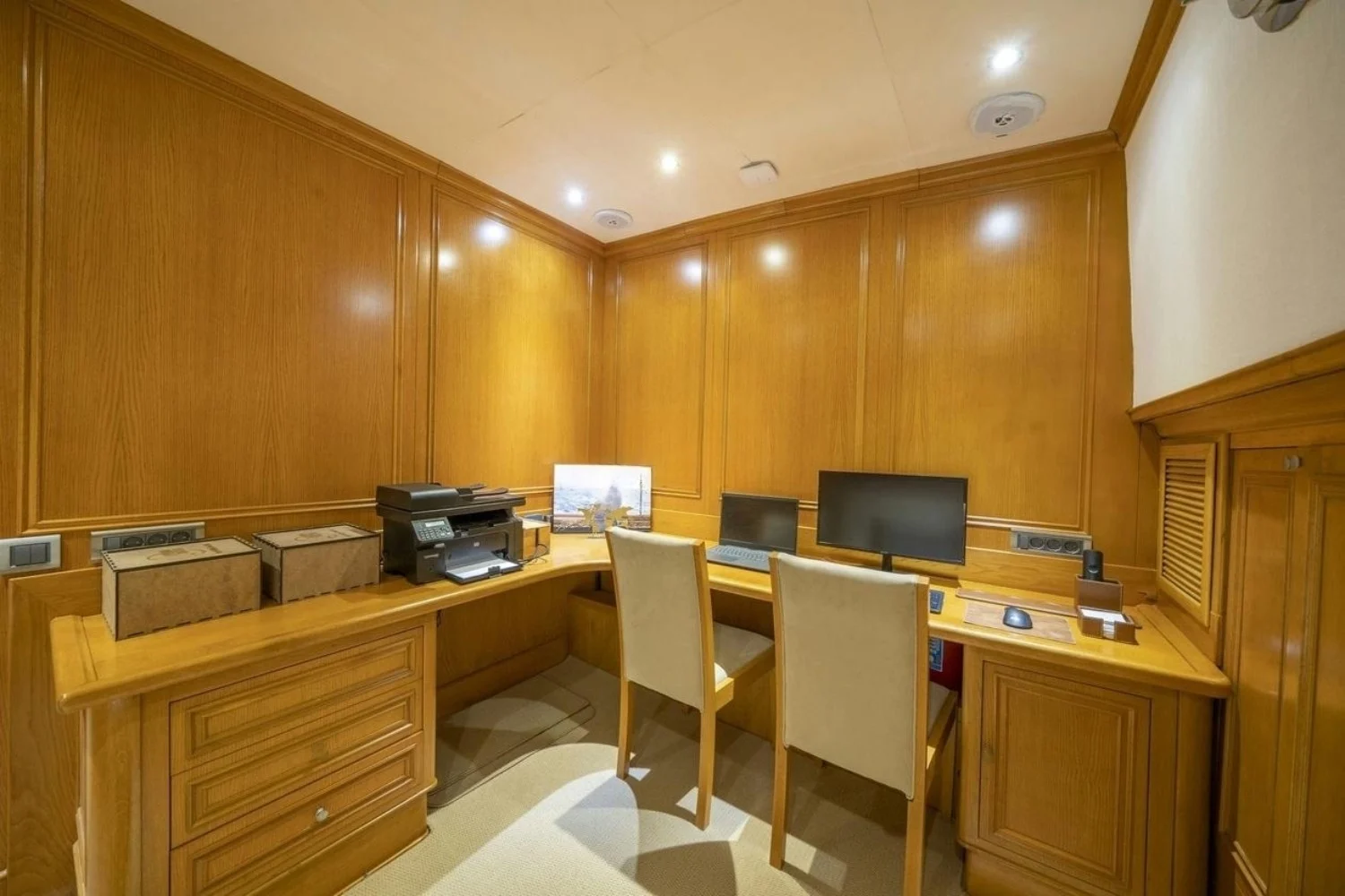 A preview of interior Office
