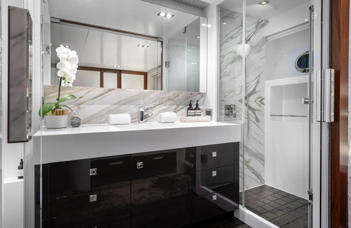 An image of Paradise yacht