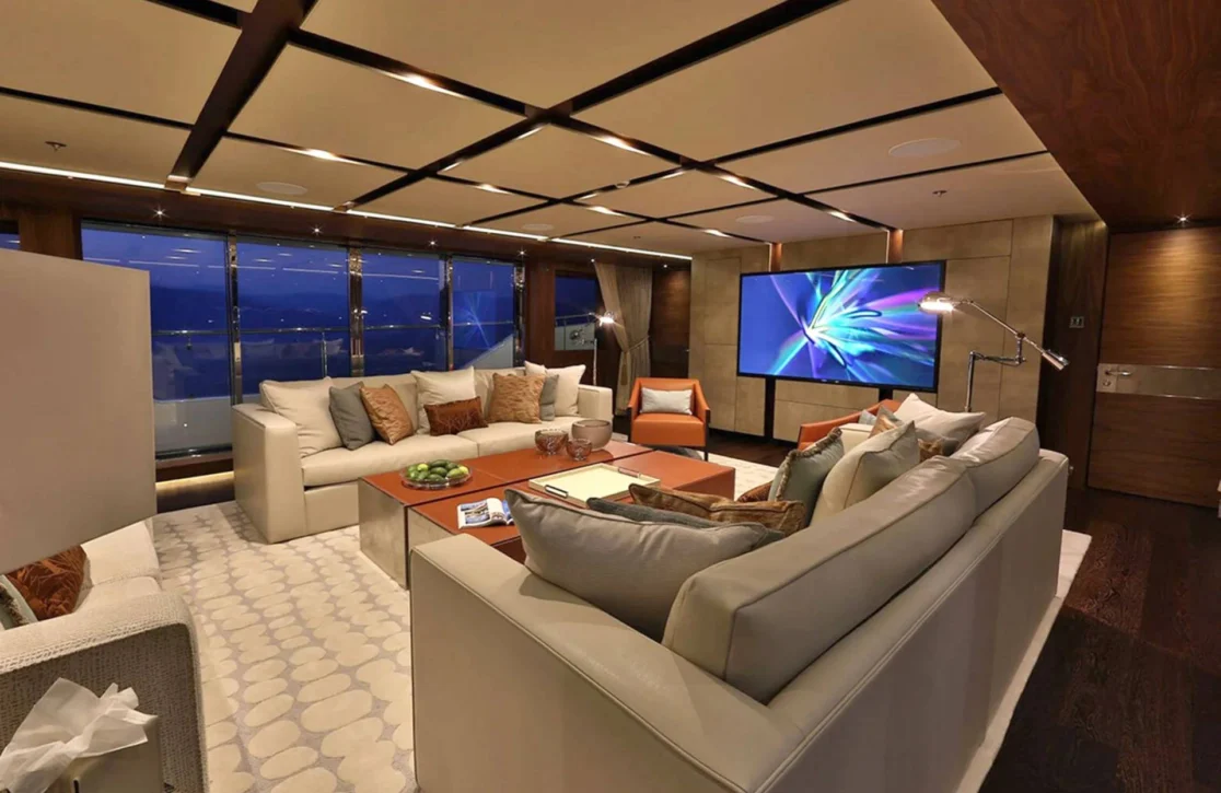 An image of Quasar yacht