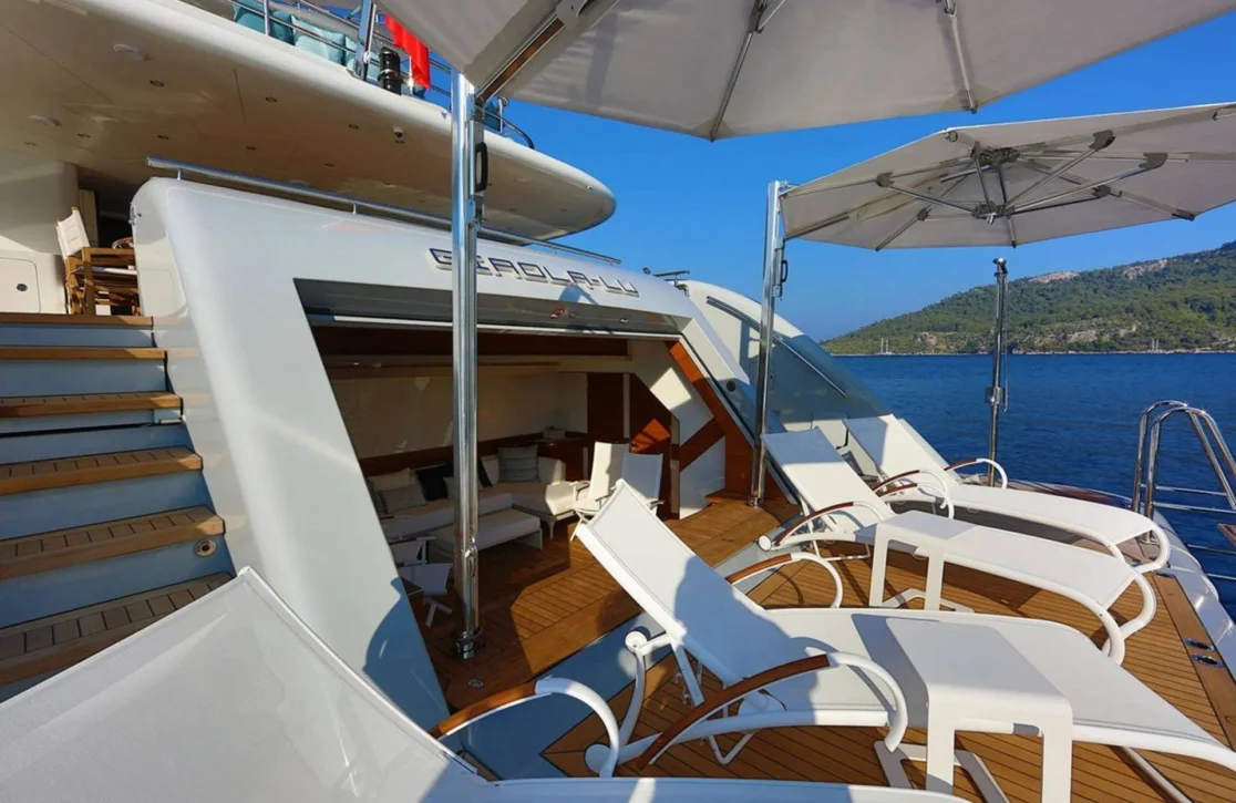 An image of Quasar yacht