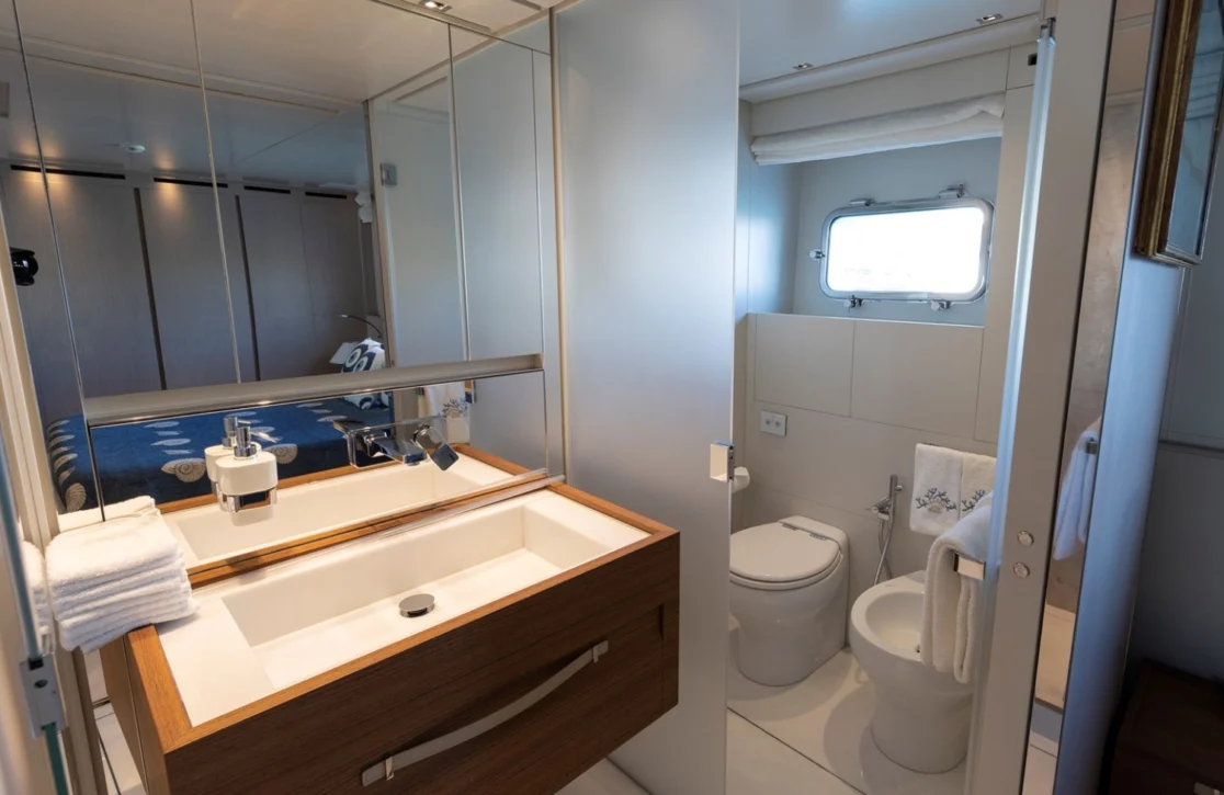 An image of Vittoria yacht