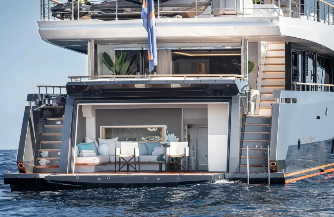 An image of Oculus yacht
