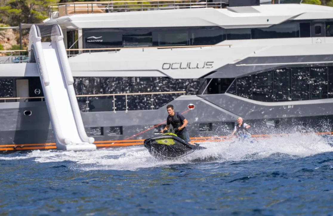 An image of Oculus yacht