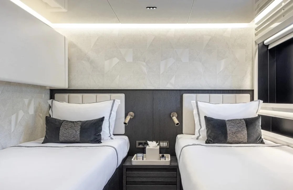 An image of Oculus yacht