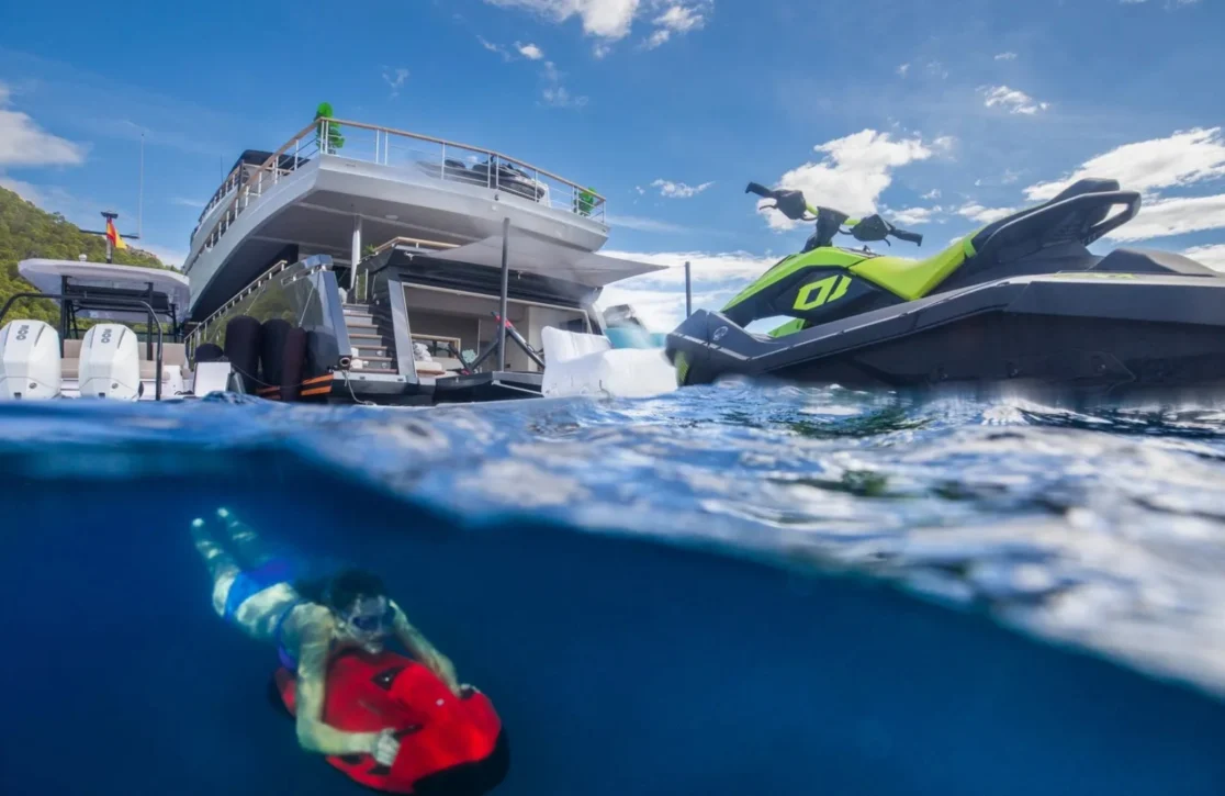 An image of Oculus yacht