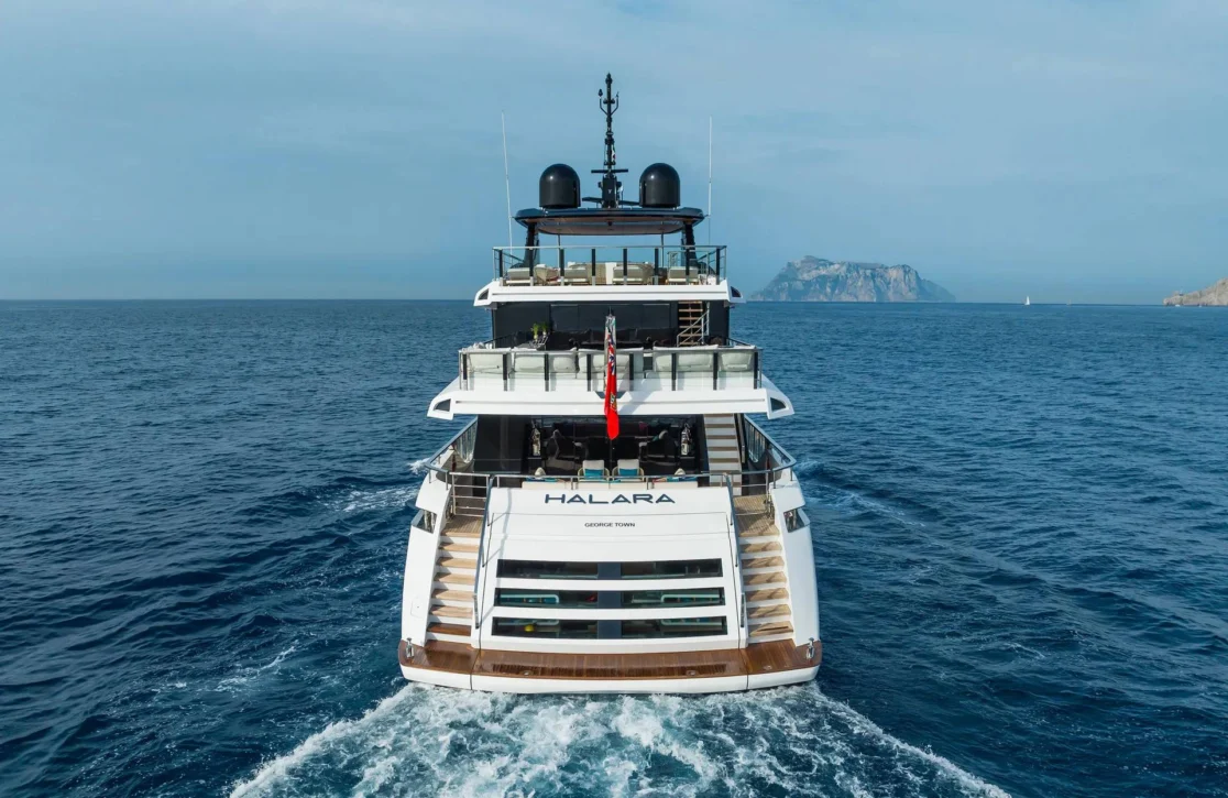 An image of Halara yacht