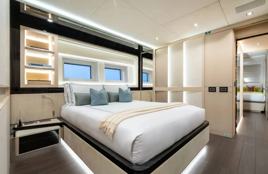 An image of Halara yacht