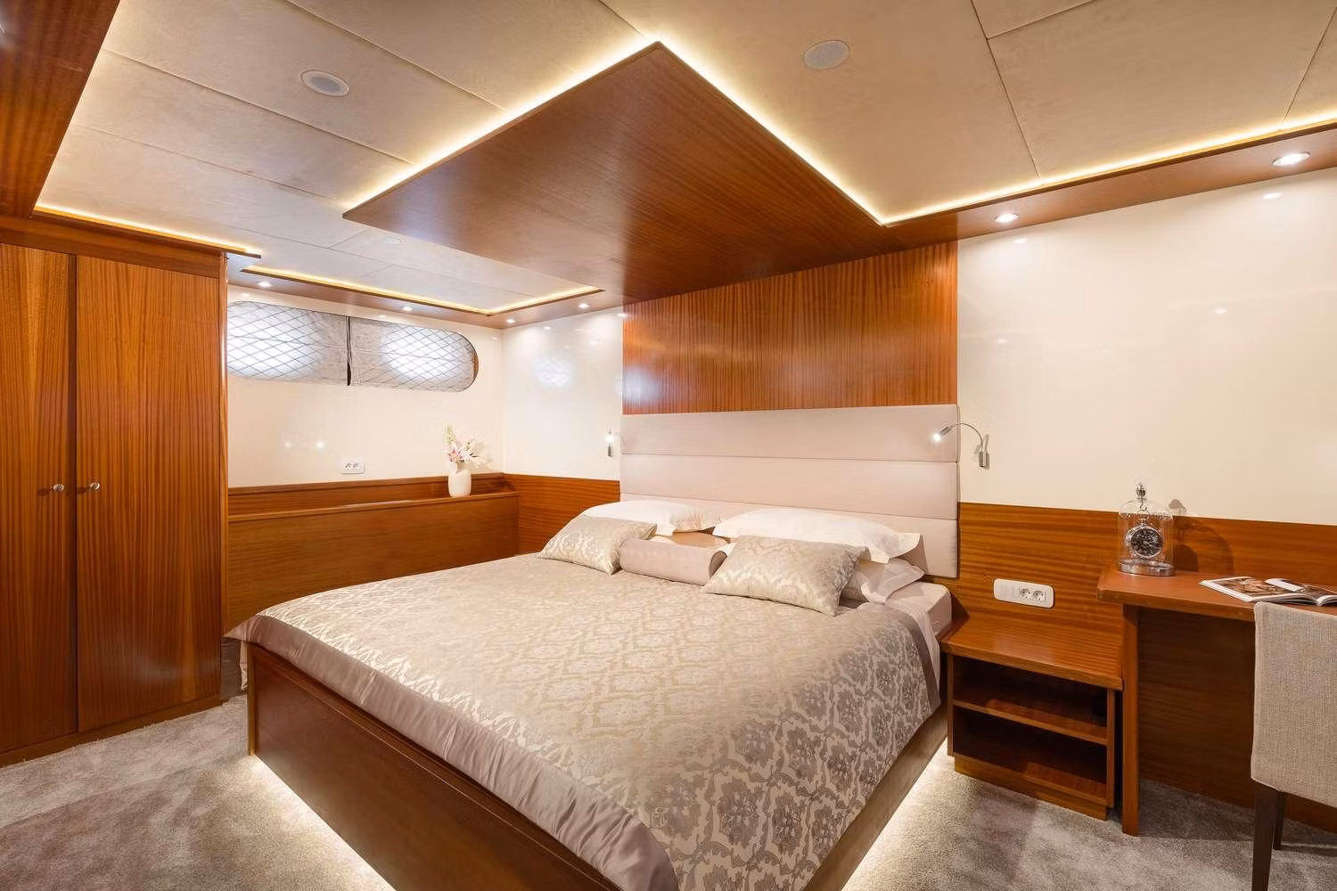 An image of Son De Mar yacht
