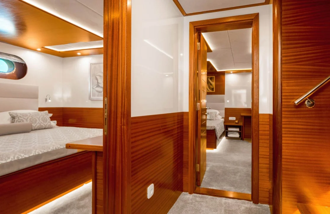 An image of Son De Mar yacht