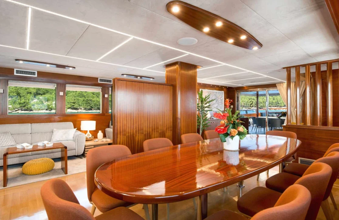 An image of Son De Mar yacht