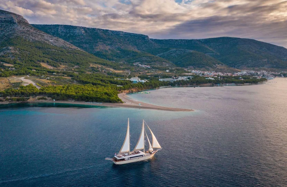 An image of Son De Mar yacht