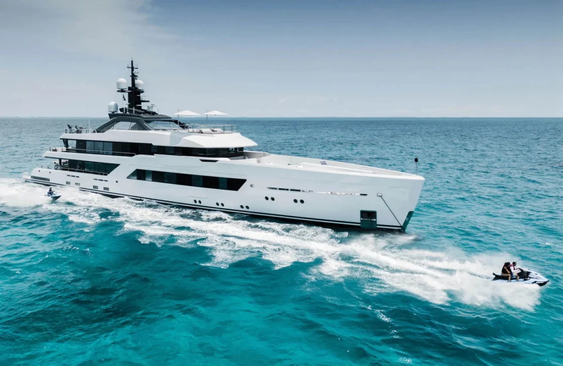An image of Entourage yacht