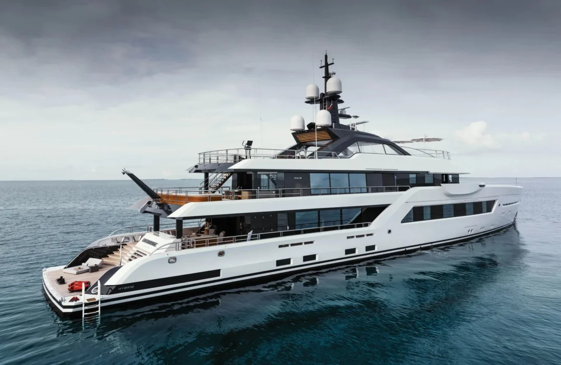 An image of Entourage yacht