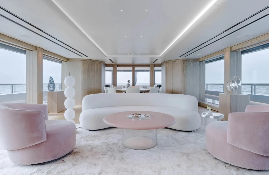 An image of Entourage yacht