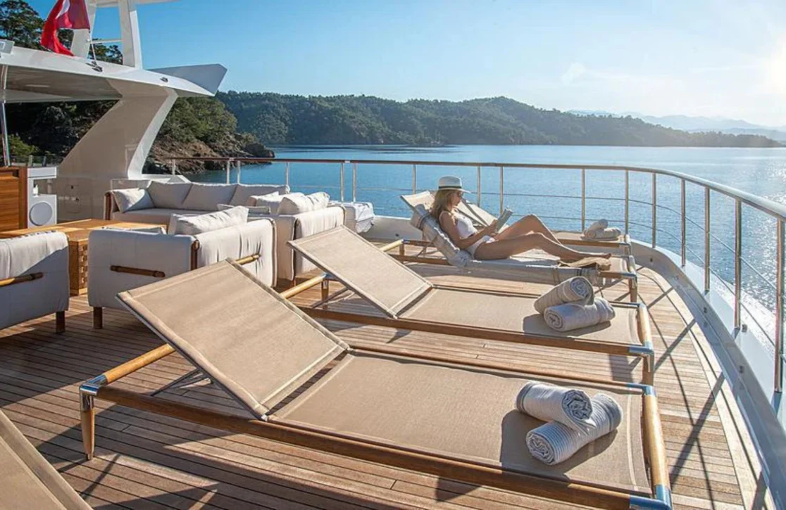 An image of Sunrise yacht