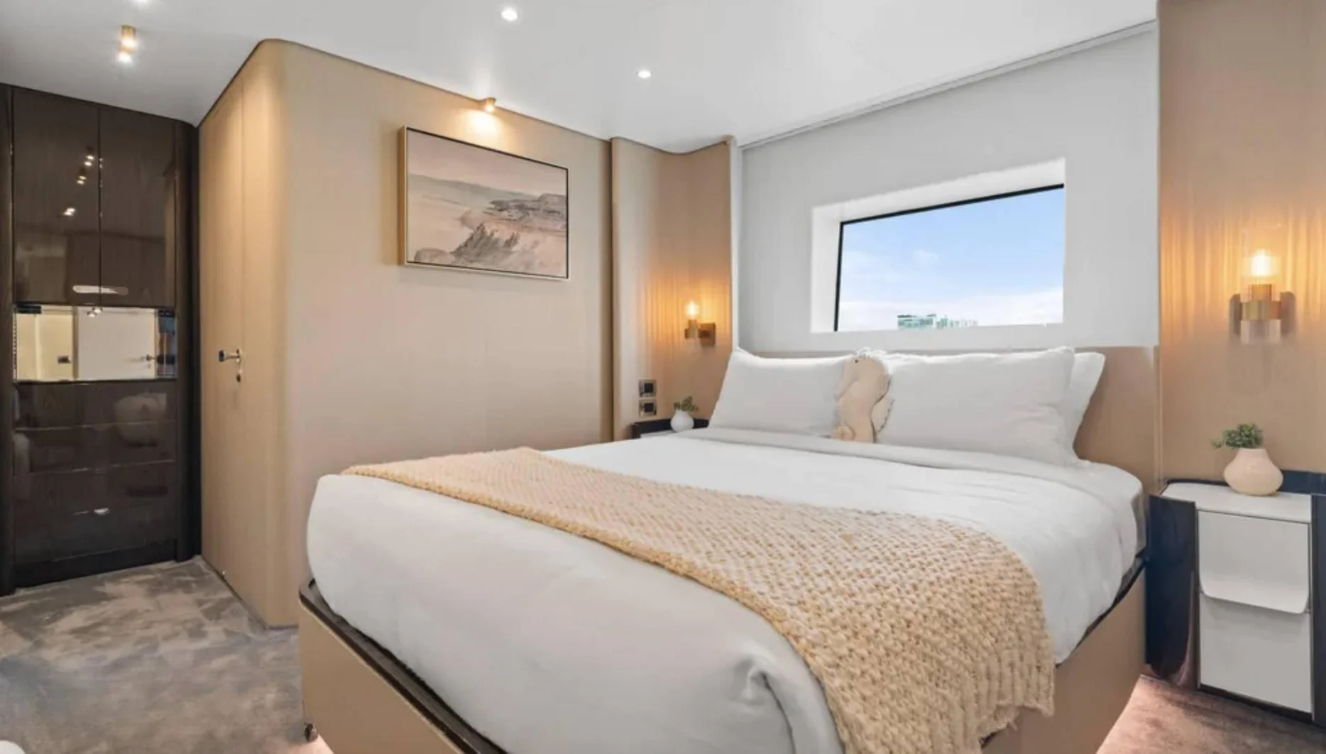 A preview of interior Bedroom cabin