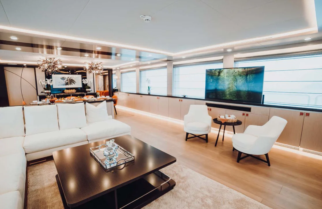 An image of Heeus yacht