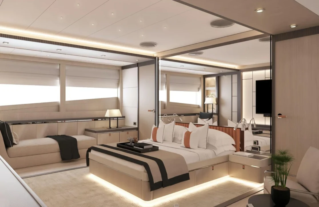 An image of Heeus yacht