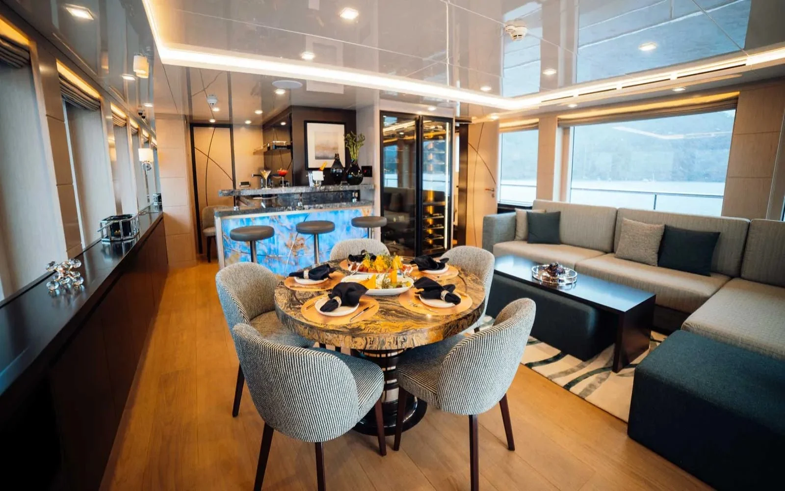 A preview of interior Dining