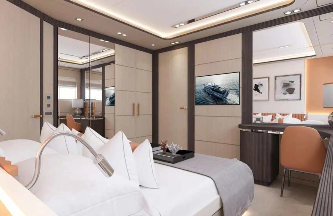 An image of Heeus yacht