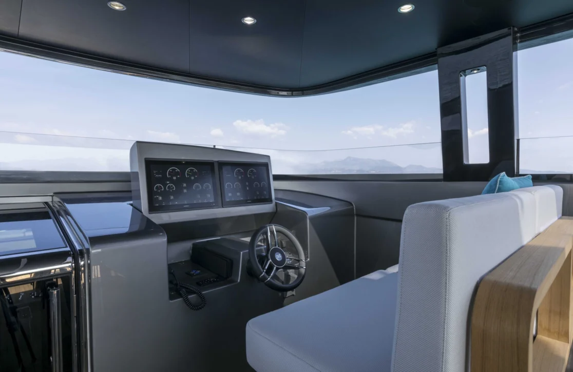 An image of Crazy Too yacht