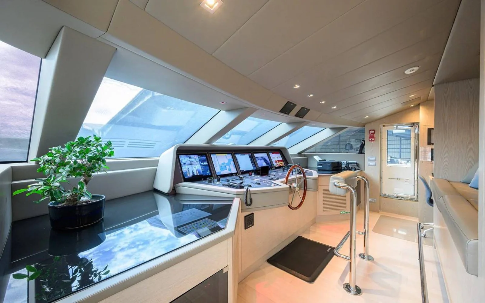 A preview of interior Bridge driving area