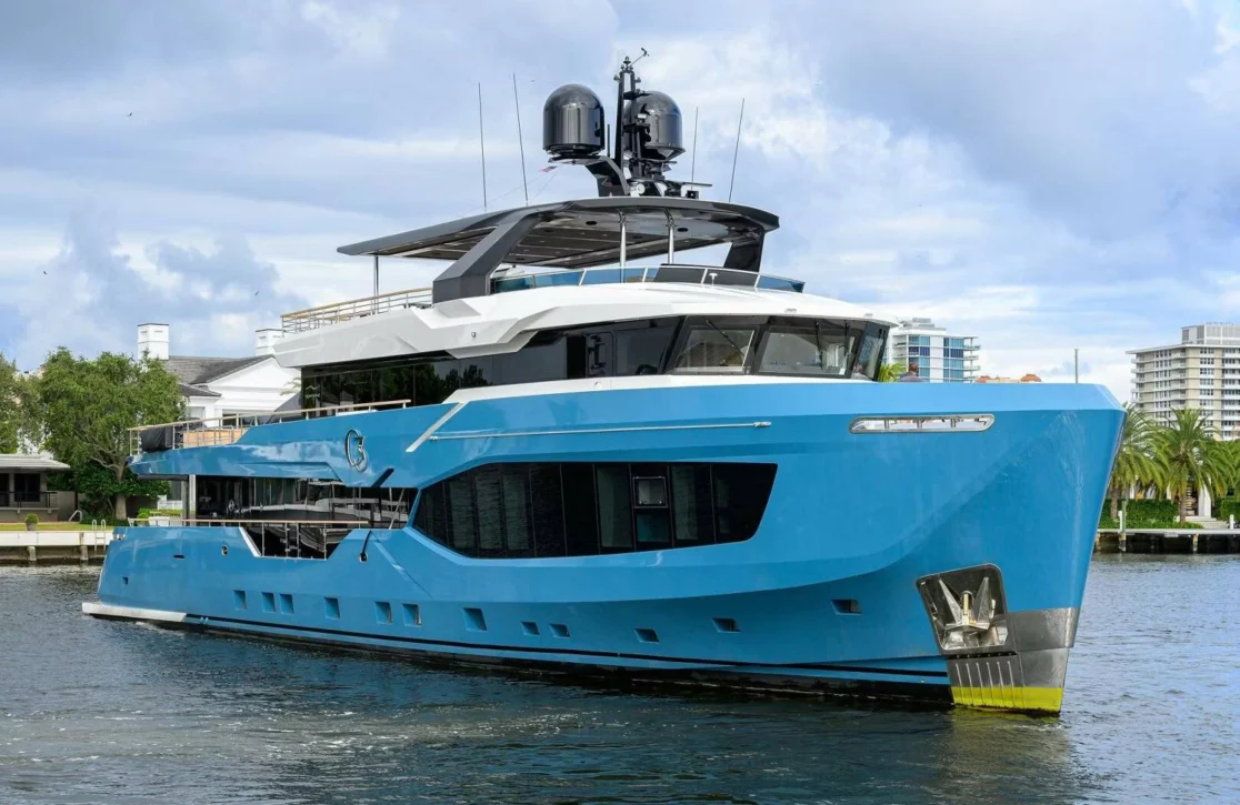 An image of Amore yacht