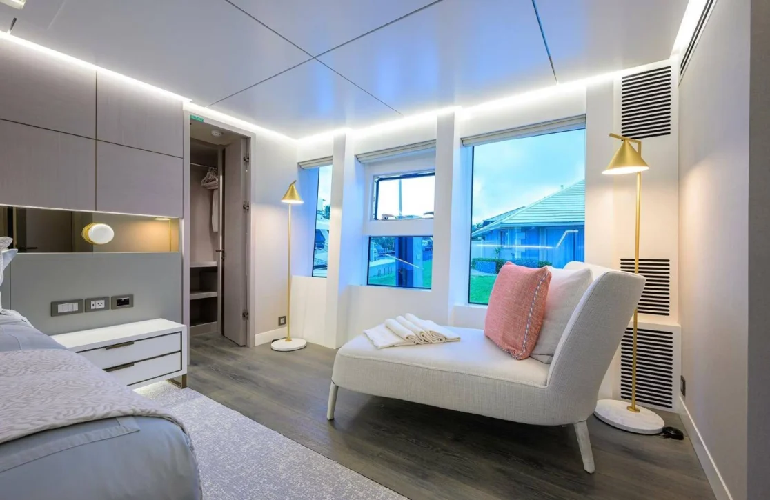 An image of Amore yacht
