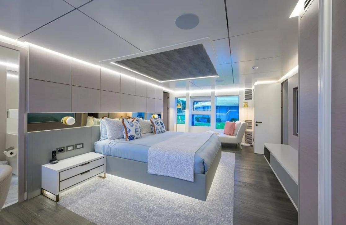 An image of Amore yacht